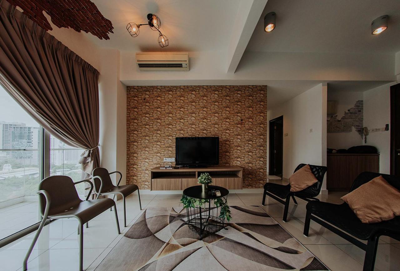 Regalia Residence The Sky Pool Suite Kuala Lumpur Exterior photo